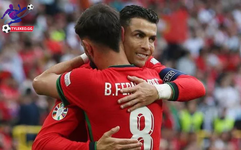 Ronaldo kiến tạo cho Bruno